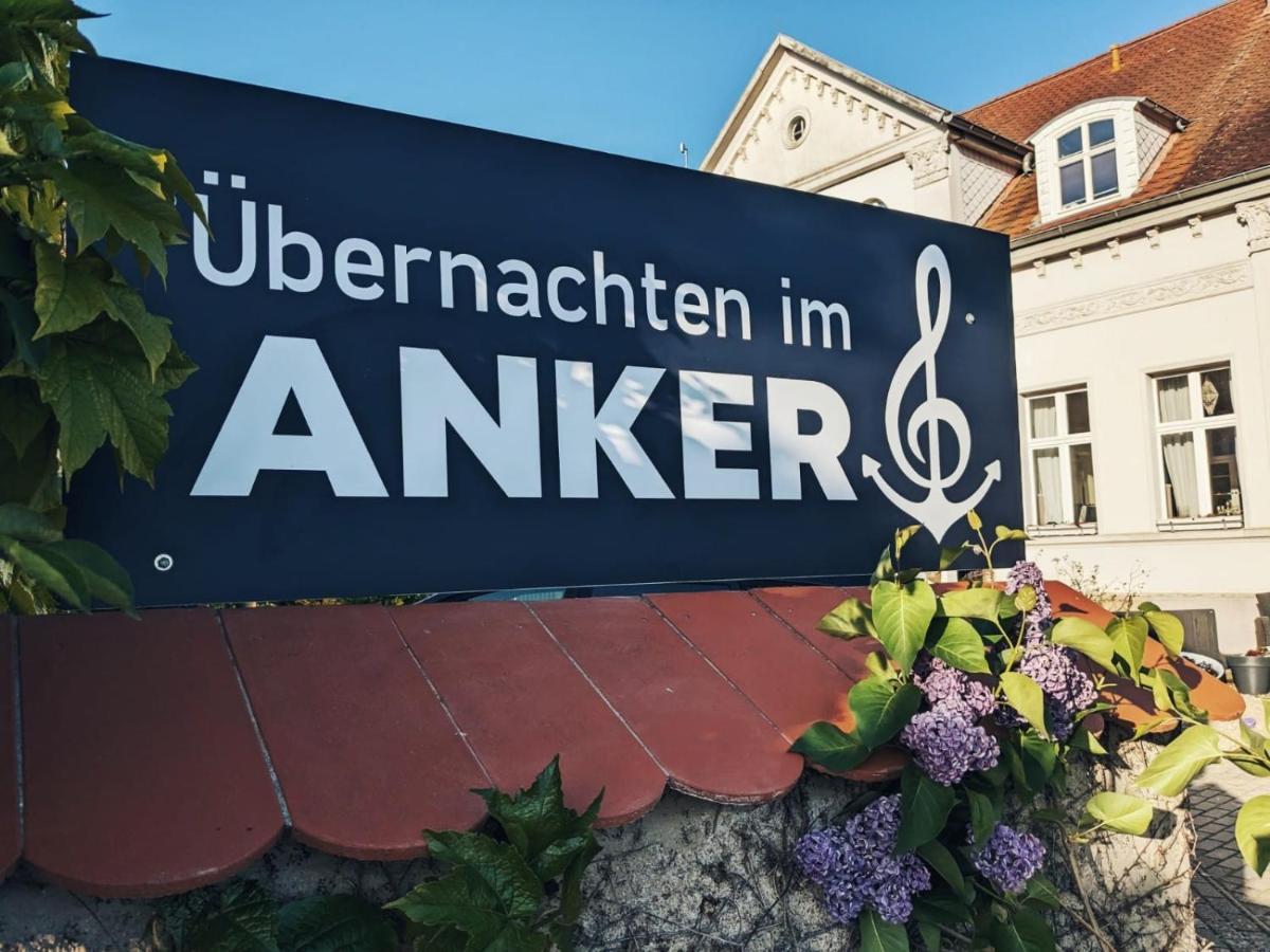 Готель Anker Arneburg Екстер'єр фото